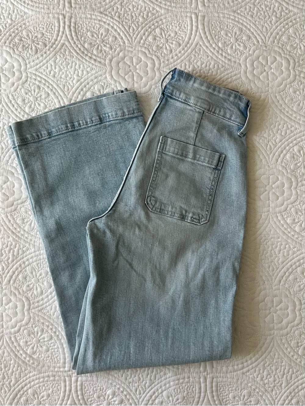 old navy extra high rise sky-high wide leg